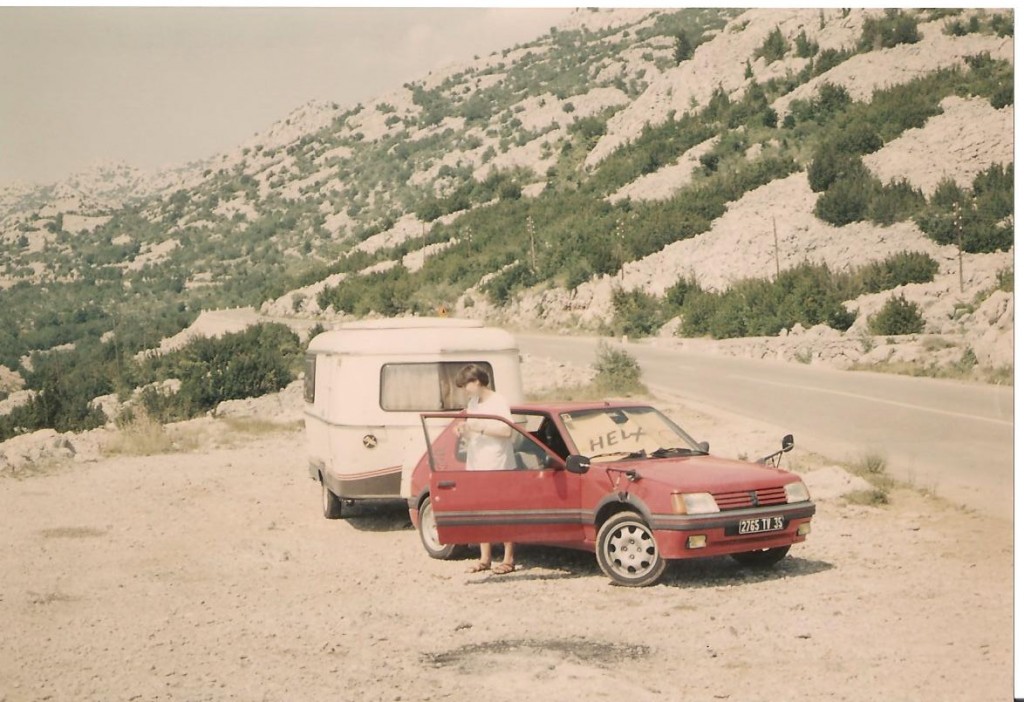 1989 16 STARIGRAD.jpg