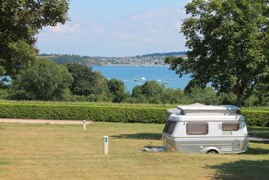 vue sur St Suliac.JPG