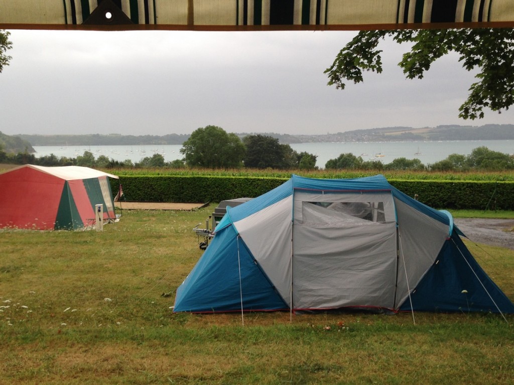 voici devant nous des emplacements occupés pour quelques jours
