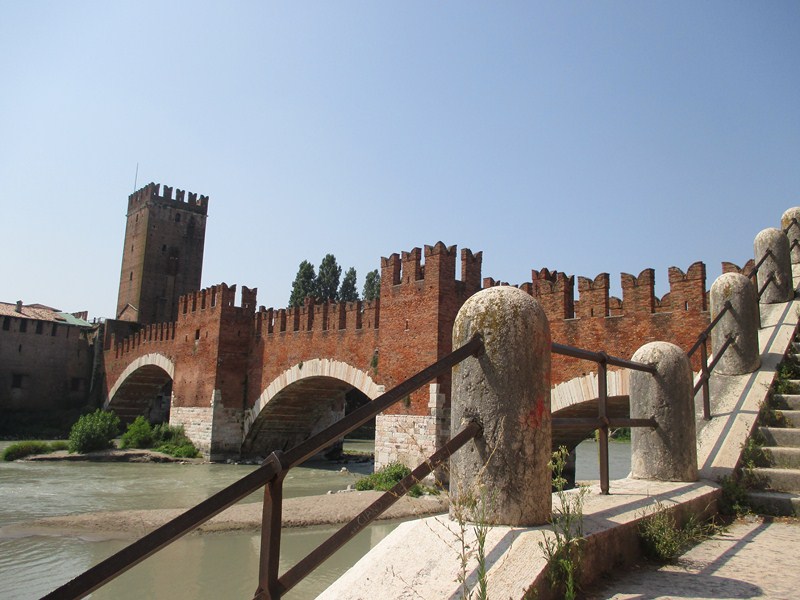 25 pont Scaliger Vérone.JPG