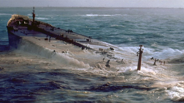 amoco cadiz.png