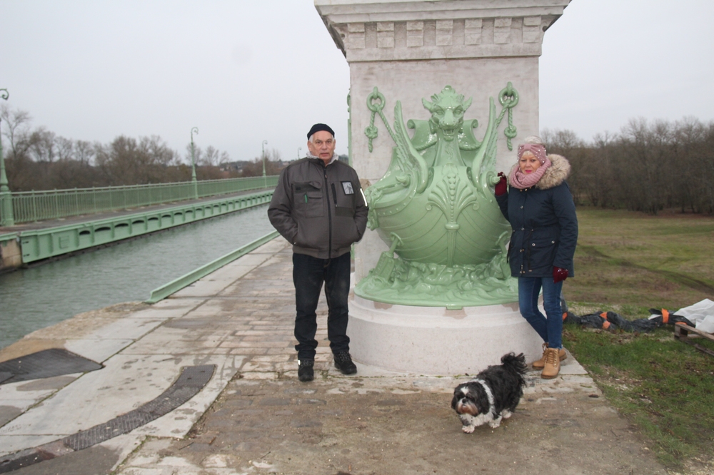 Des touristus qui n'ont pas chaud.