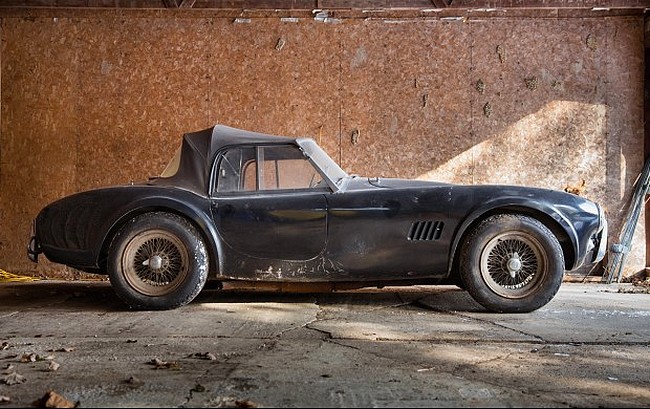 1201 AC Cobra .jpg