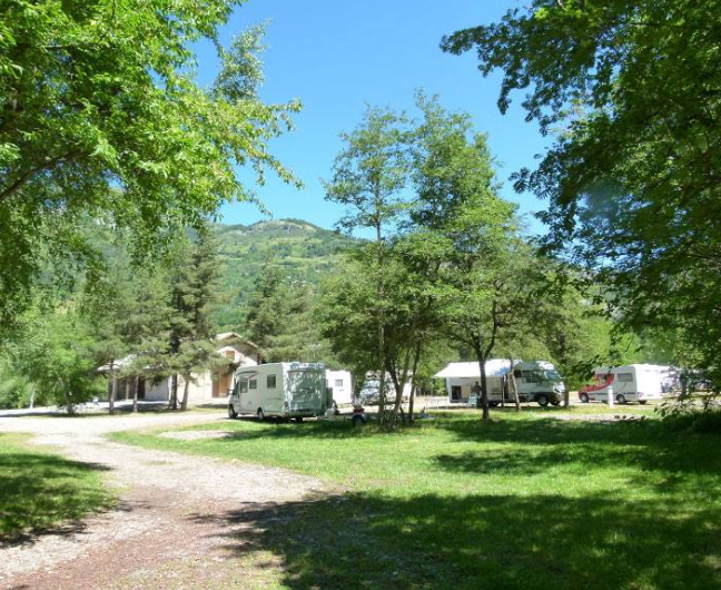 aire St Jean-St Nicolas.jpg