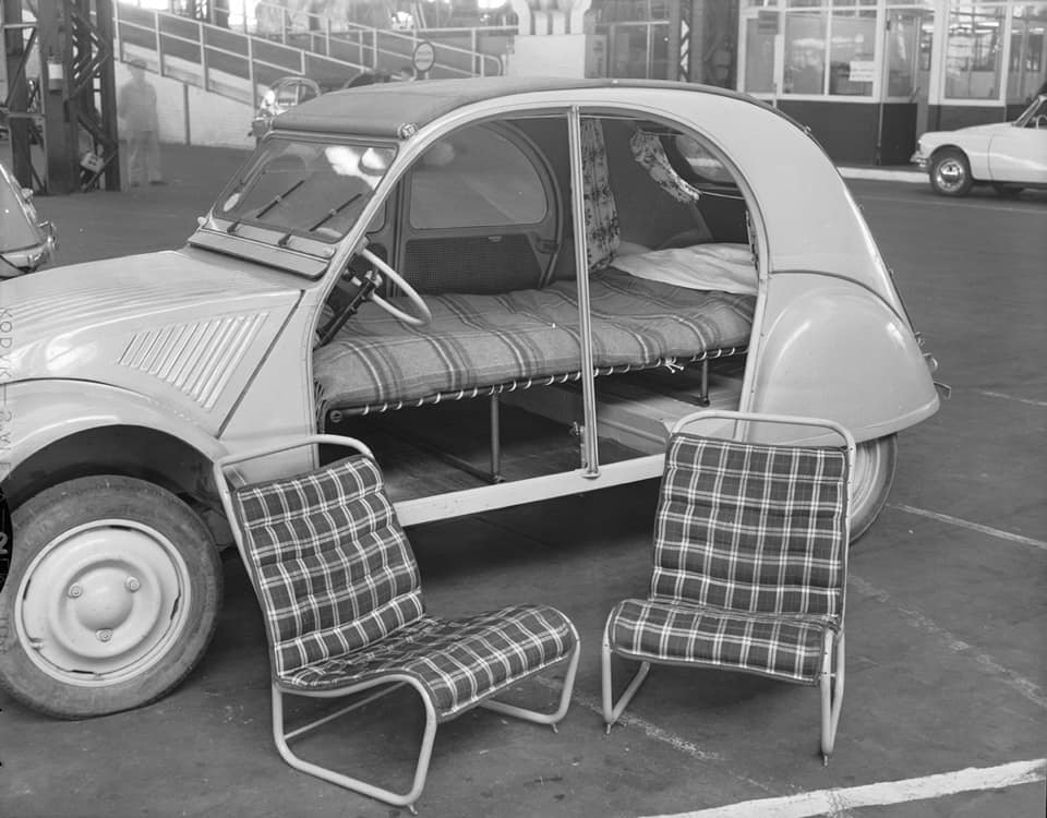 2CV Camping.jpg