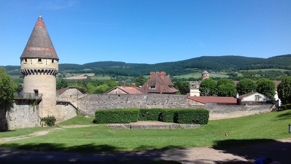 20190531_162206 Notre est passé par Cluny.jpg