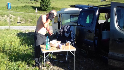 20190705_081618 Bivouac au col ds Glières.jpg