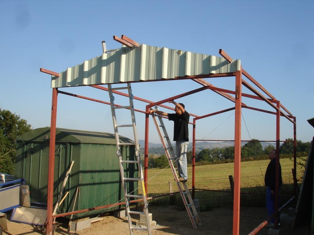 On se lance dans la construction.....