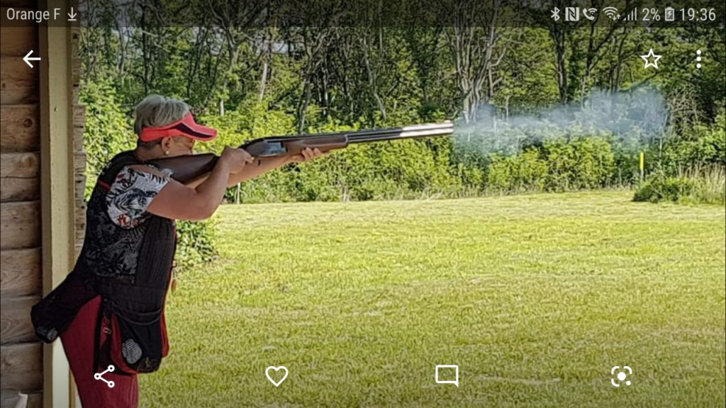Screenshot_20191031-193659_Photos.jpg
