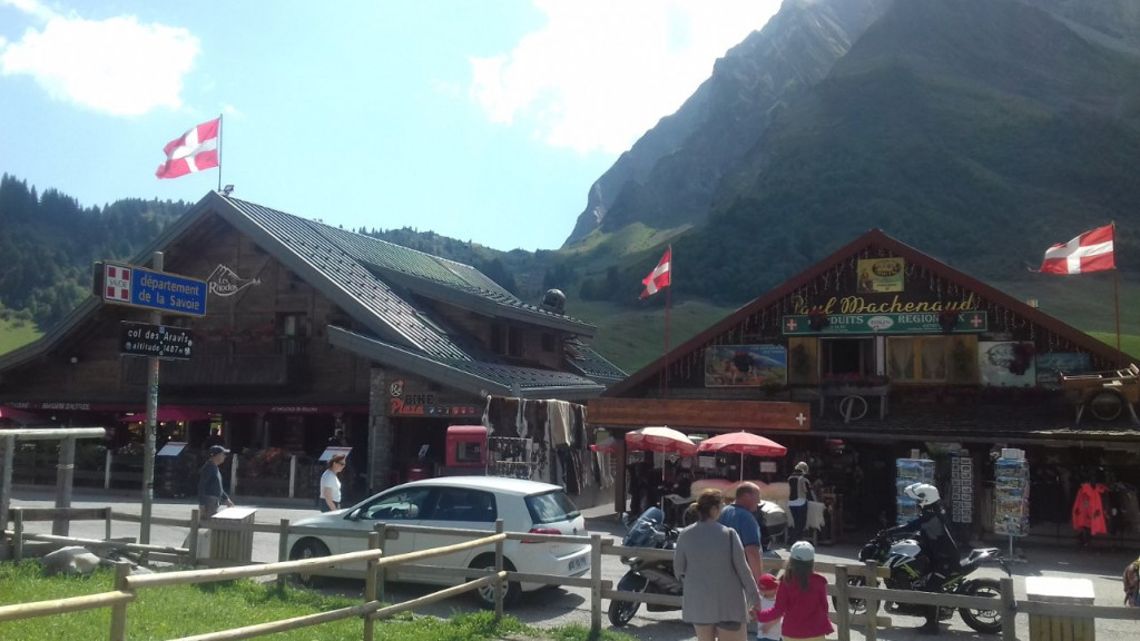20 Col des Aravis.jpg (166.02 Kio) Vu 21980 fois Col des Aravis entre la Clusaz et Fumet.
