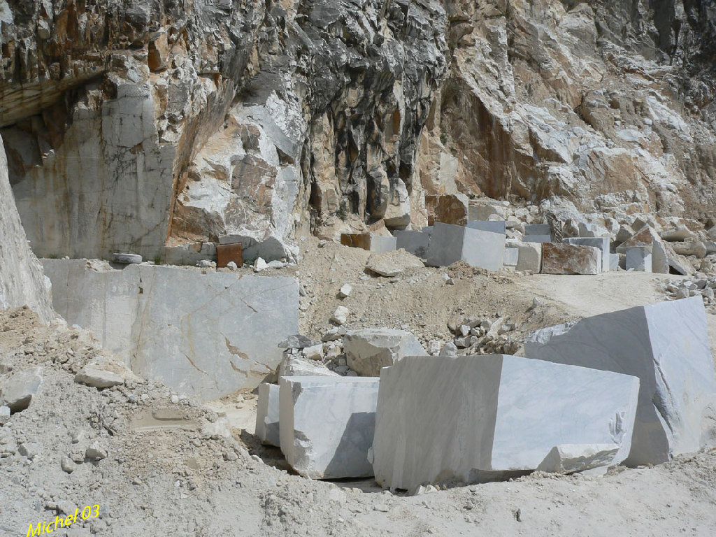 Petits blocs de marbre