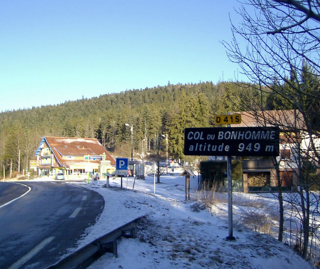 1200px-Col_du_Bonhomme.jpg