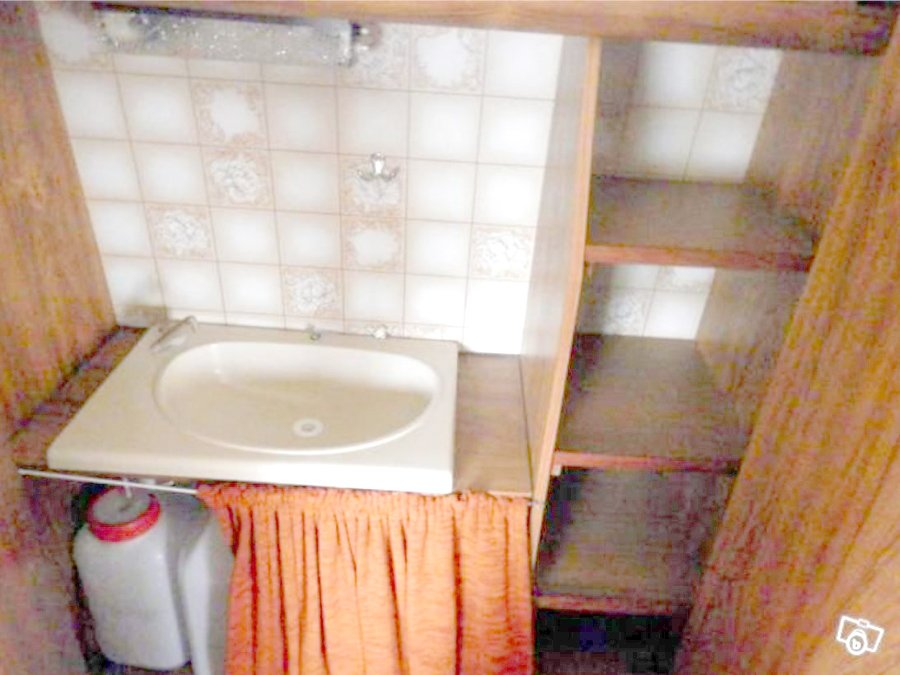 Cabinet toilette BST-2.jpg
