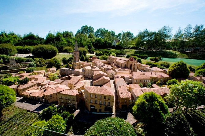 France-Miniature-Village-St-Emilion_visuel_large.jpg