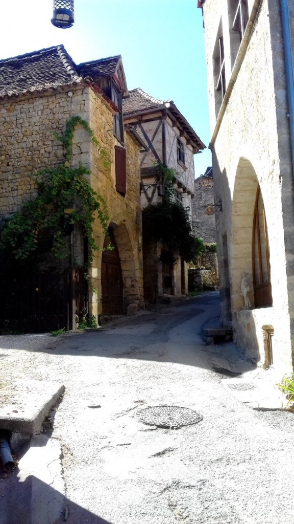 St Circ la Popie  village .jpg