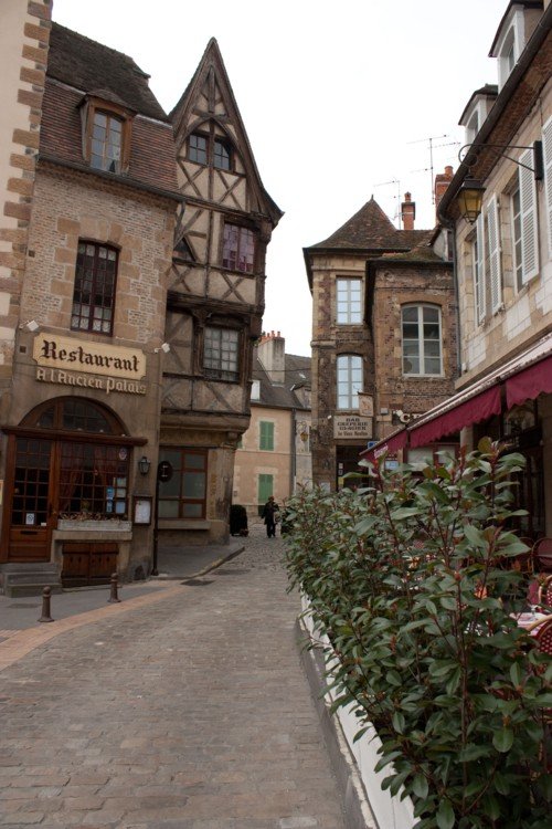 Moulins rue ancien palais.jpg