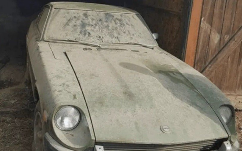 Datsun 240 Z de 1972.jpg