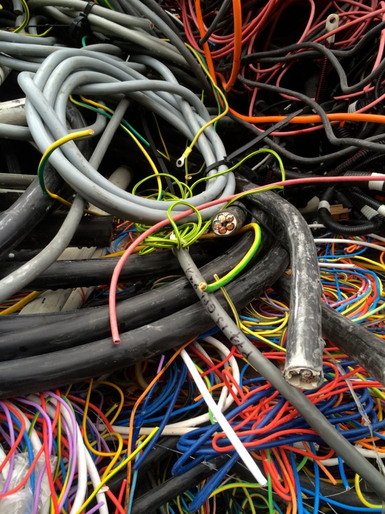 Cables-Electriques-10-768x1024.jpg